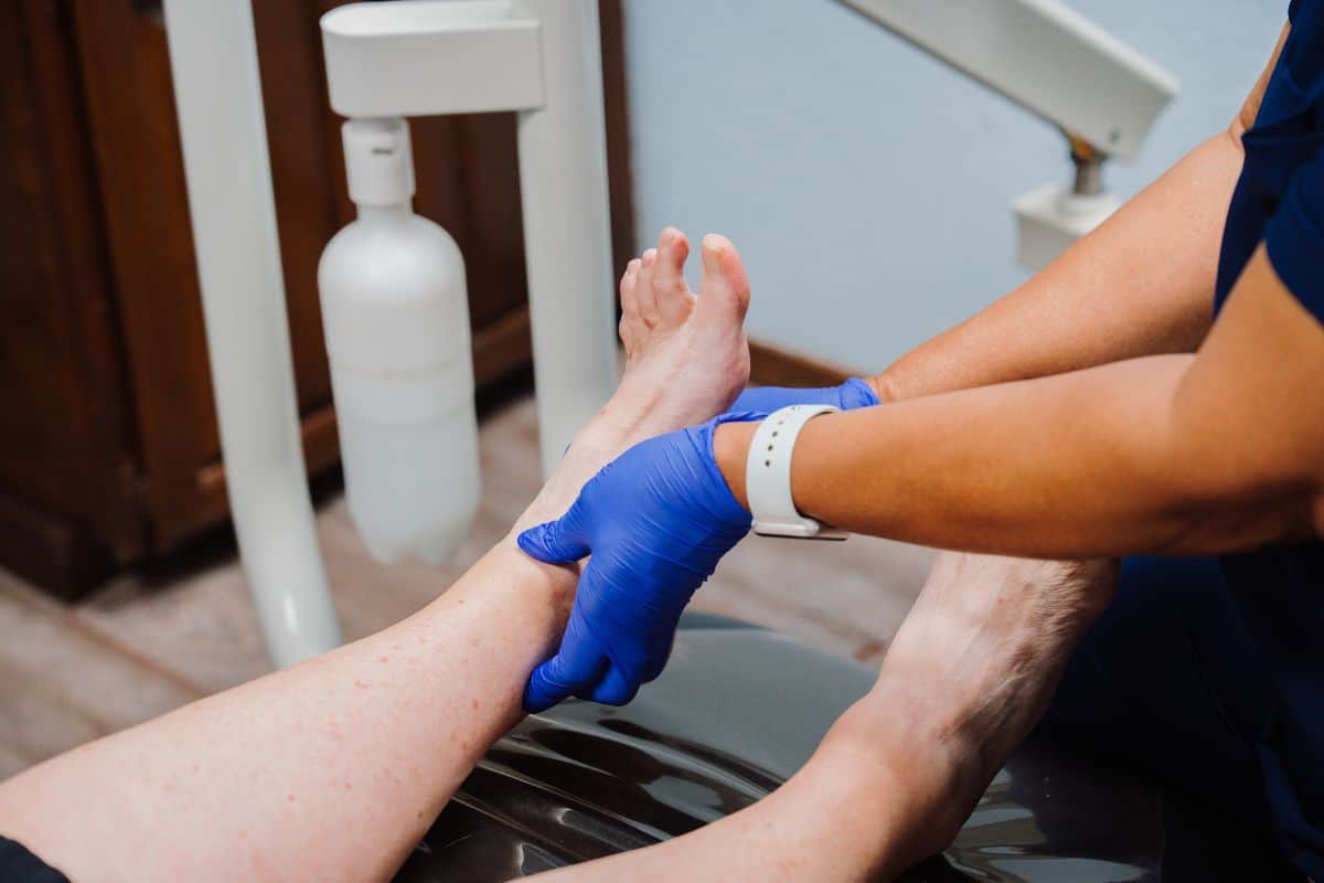 how diabetes affects your feet
